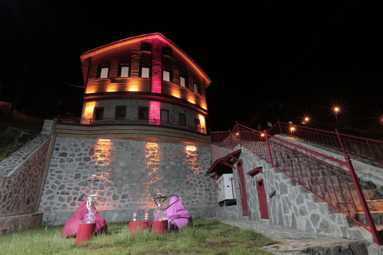 Ayder Suit Otel&Bungalov Waterfall View Exterior photo